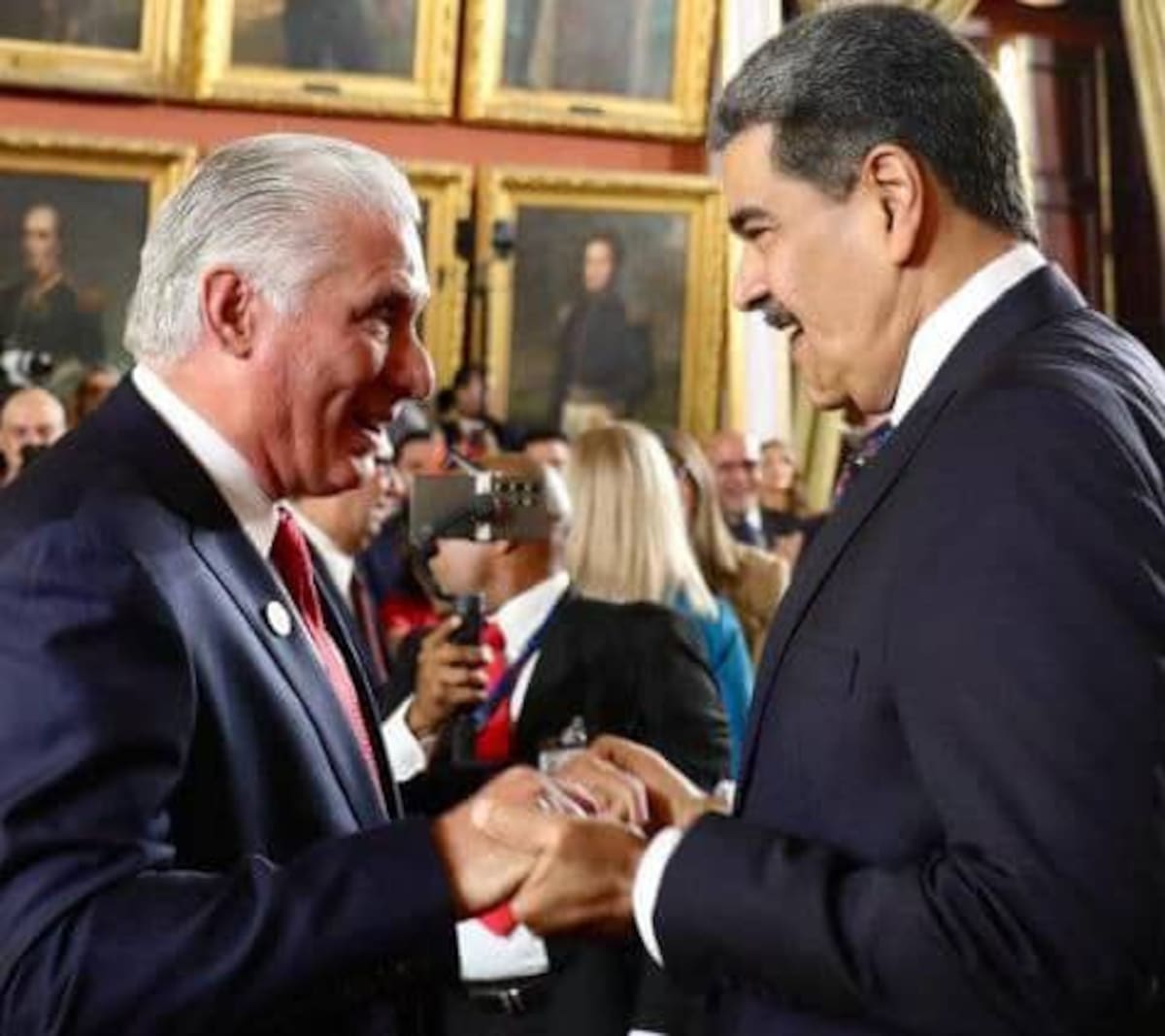 Venezuela celebra la decisión del Gobierno de los Estados Unidos de retirar a Cuba de la lista de Estados Patrocinadores del Terrorismo. | Foto: EFE