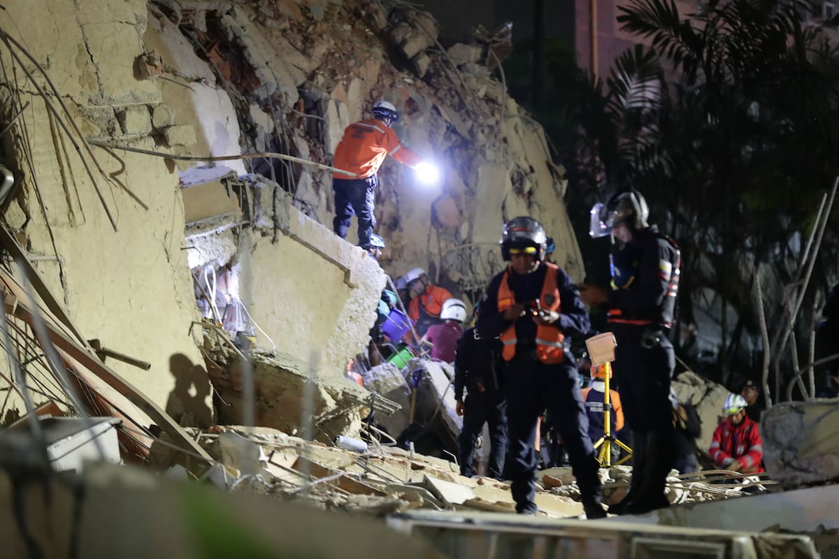Terremoto en Venezuela deja 32 muertos y más de 700 heridos. // Foto: EFE/ Ronald Peña R.