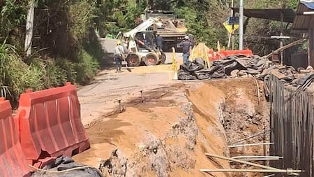 Vía Mesa de Los Santos: intervienen tramo de alto riesgo de deslizamientos