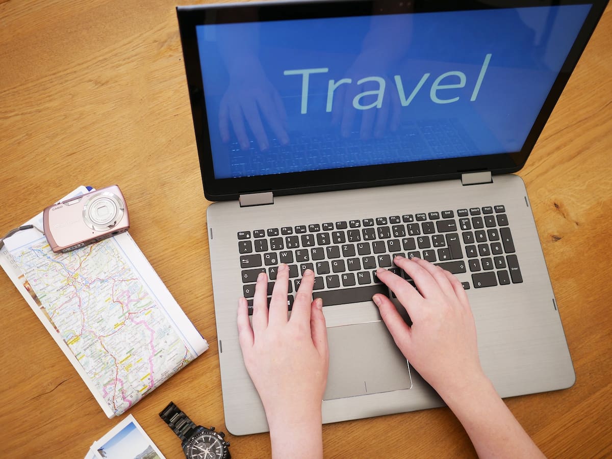 La tecnología se ha convertido en una herramienta clave para quienes buscan organizar sus viajes con mayor anticipación y reducir imprevistos.