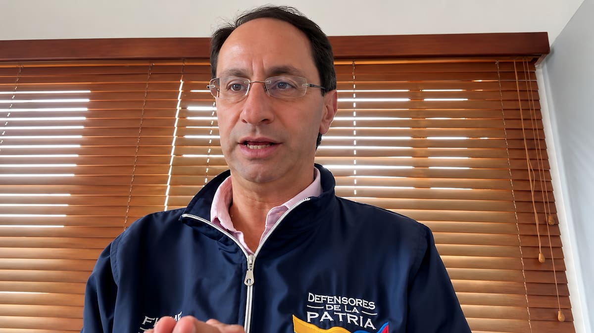 A causa de una posible alerta en la seguridad del presidente electo Abelardo de la Espriella, el vicepresidente electo José Manuel Restrepo pidió al gobierno Petro suspender nombramientos de la Unidad Nacional de Protección (UNP). Foto: @jrestrp