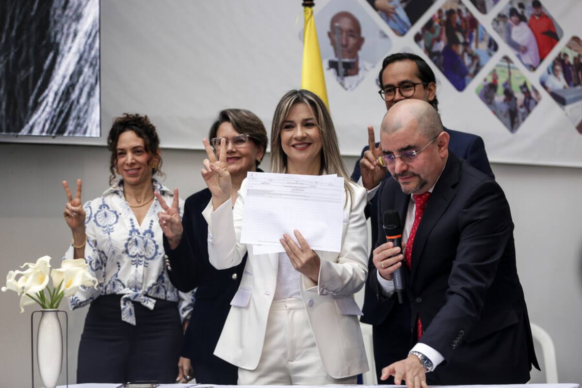 Vicky Dávila formaliza su aspiración presidencial al 2026 con recolección de firmas. | Foto: Colprensa