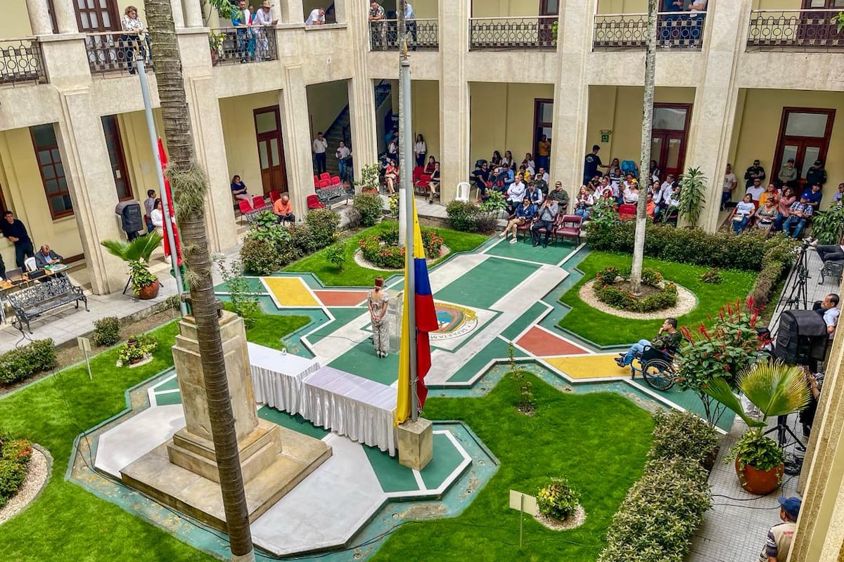 Las víctimas piden que se construya una casa museo de memoria en la que se recuerde el conflicto vivido en Santander y se ofrezcan servicios educativos, jurídicos y de salud a las mismas víctimas.