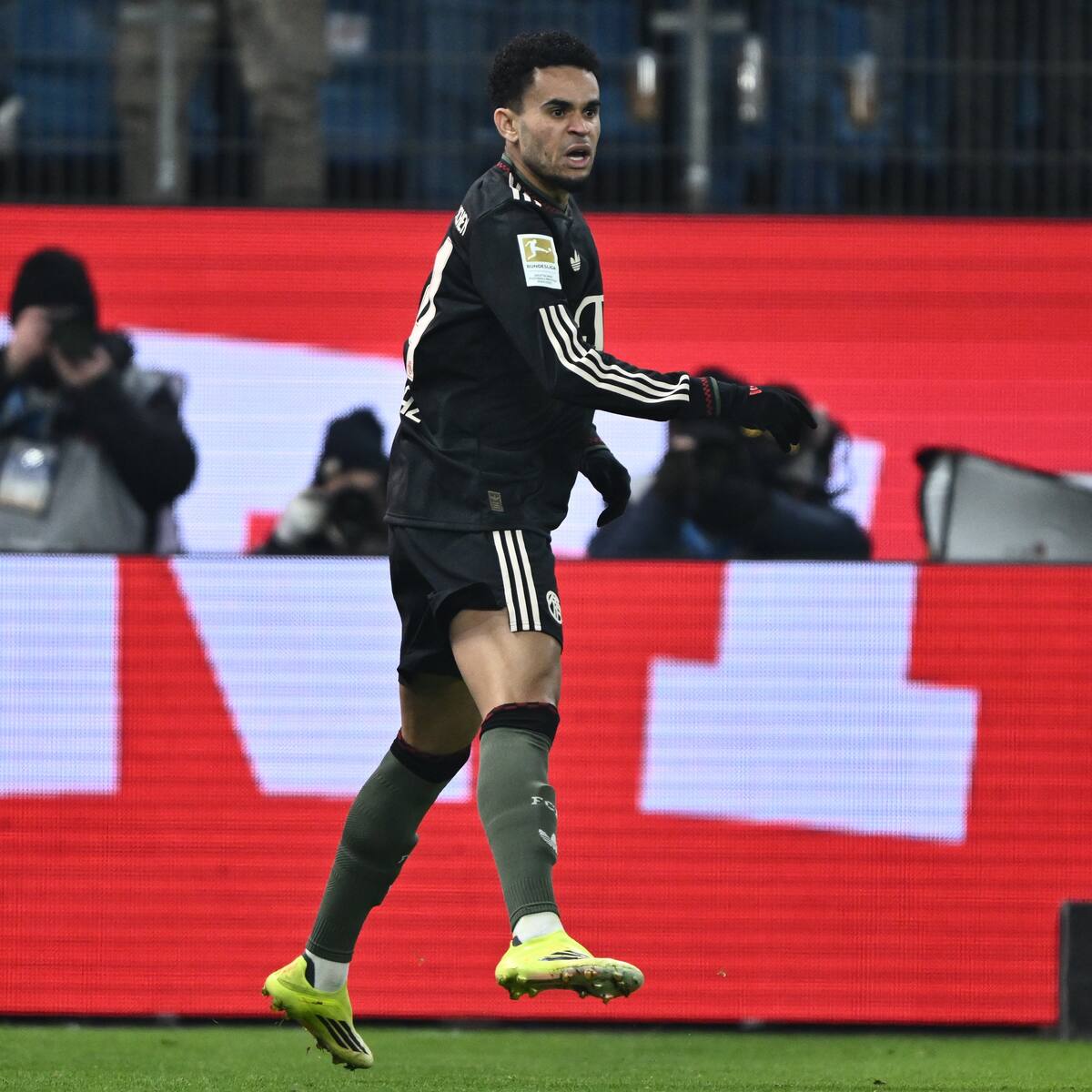 Video: Luis Díaz entró desde el banco y marcó un golazo clave en Hamburgo vs. Bayern Múnich. Foto: Bayern Múnich.