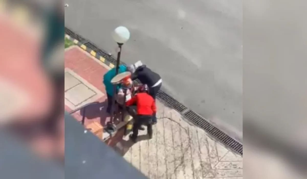 Video muestra violento robo a una pareja de adultos mayores. | Foto: Q' Hubo Bogotá.
