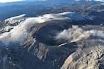 Video: Reportan columna de humo y actividad volcánica en el Nevado del Ruiz
