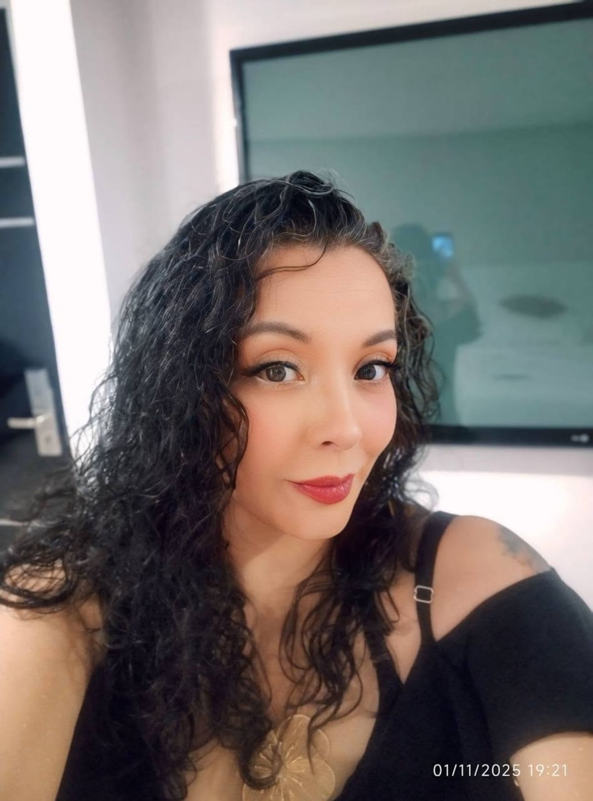 Video revela cómo sacaron a Adriana Manotas de estética ilegal en Bogotá. | Foto: Tomada de Facebook, @Adriana Manotas Rodriguez.