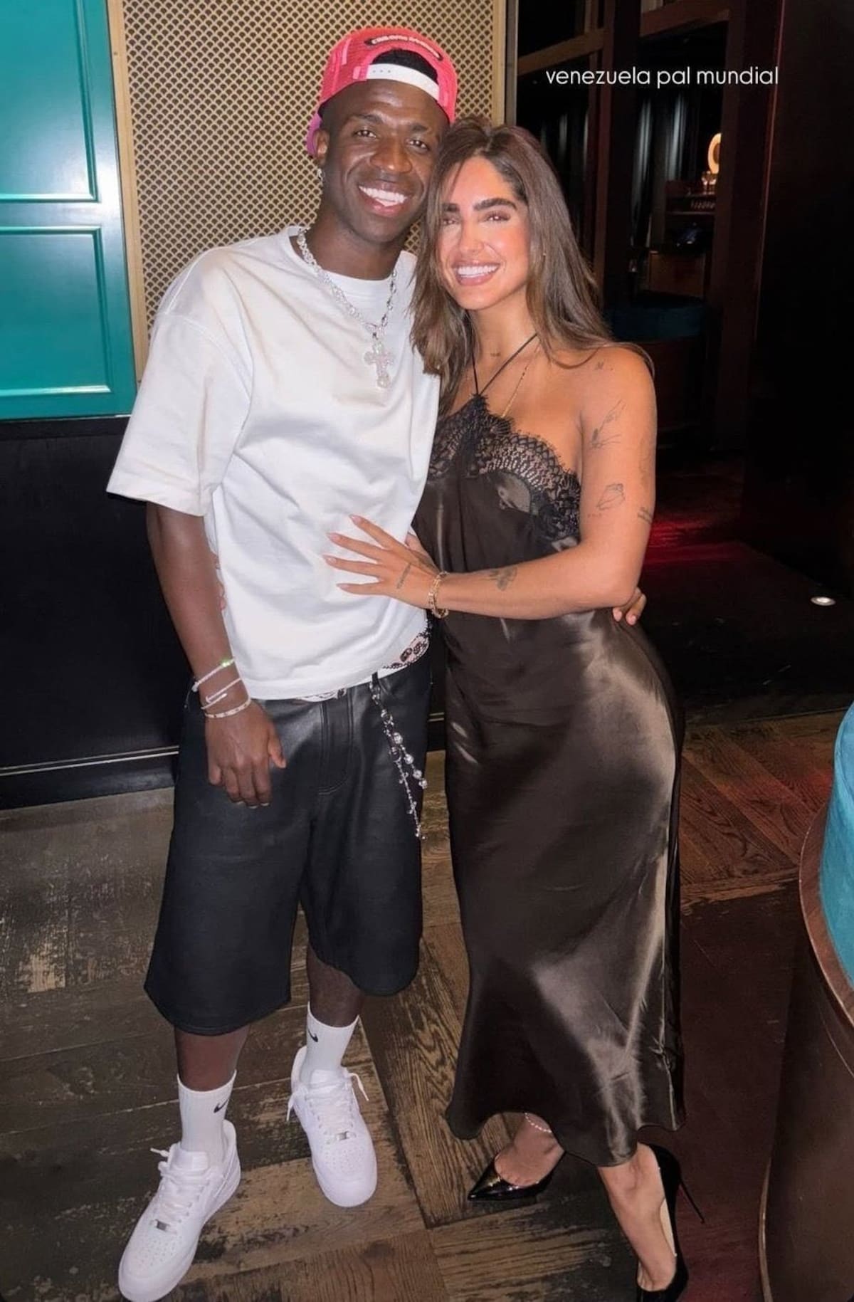 Vinícius Jr e Isabella Ladera. Foto: Redes Sociales.