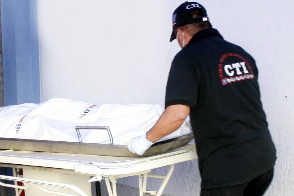 Funcionarios del Cuerpo Técnico de Investigación, CTI, de la Fiscalía, realizaron la diligencia de levantamiento de un cuerpo.