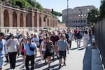 Turista tras cierre del Coliseo de Roma por muerte de trabajador: “gracias por arruinar mis vacaciones”