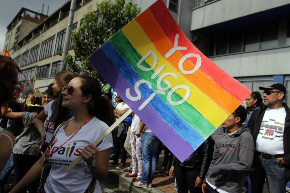 La Corte Constitucional amparó el derecho a tener una familia de Ana Leiderman, Verónica Botero y su hija, quienes desde 2009 dieron la pelea para que se reconociera a la menor como hija de ambas. Aunque ya habían ganado la tutela, su desconocimiento por la Procuraduría y el Icbf hicieron que llegara a la Corte. (Foto: Archivo / VANGUARDIA LIBERAL)