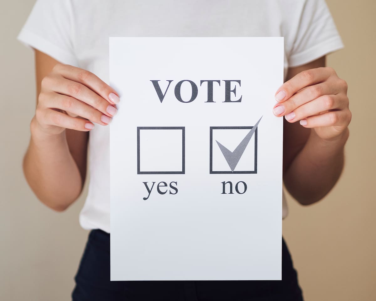 Propaganda, redes sociales, tertulias, consejos de familiares... Hay muchas cosas que nos afectan a la hora de decidir nuestro voto.