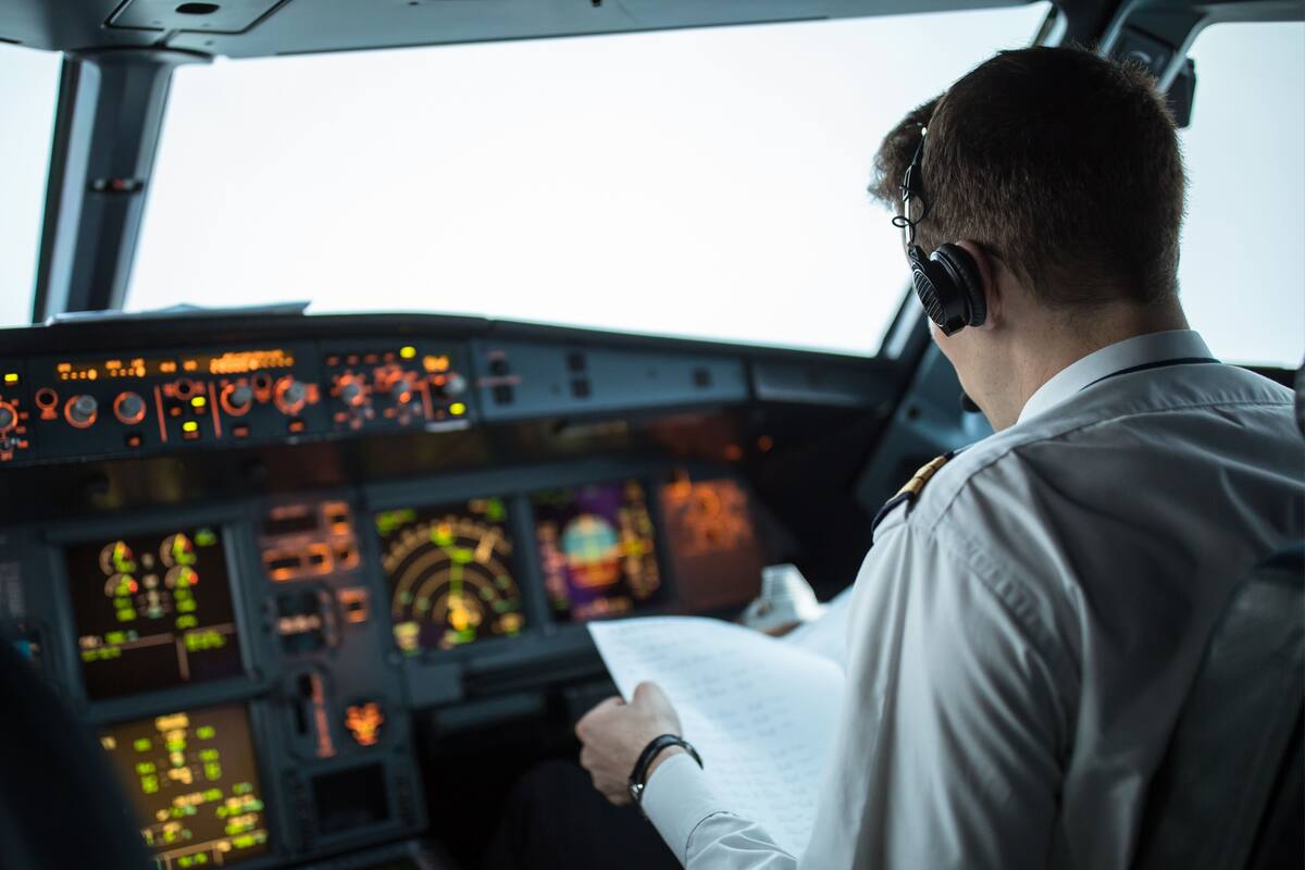 El vuelo tuvo un retraso de aproximadamente seis horas. Los pasajeros han rechazado el inconveniente. | Foto: Imagen de referencia - Canva