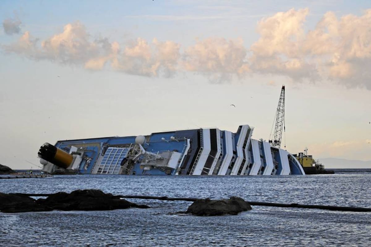 Ayer fue hallado otro cuerpo en el Costa Concordia (Foto: AFP/VANGUARDIA LIBERAL)