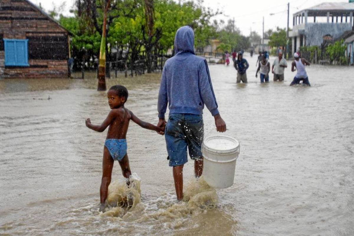 Isaac dejó 7 muertos en Haití, 25.000 evacuados en Cuba y va a EU (Foto: AFP / VANGUARDIA LIBERAL)