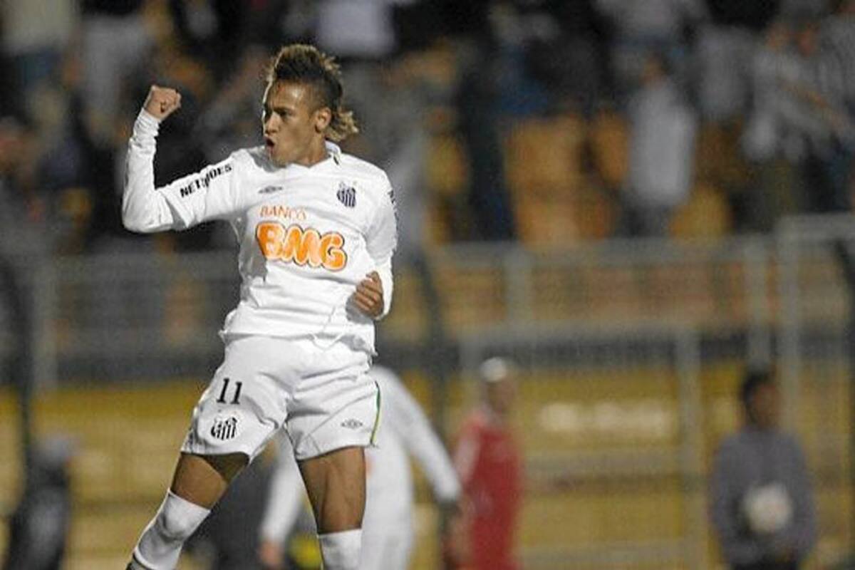 Neymar celebra con un golazo su partido número 200 con el Santos (Foto: Tomado de Internet/ VANGUARDIA LIBERAL)