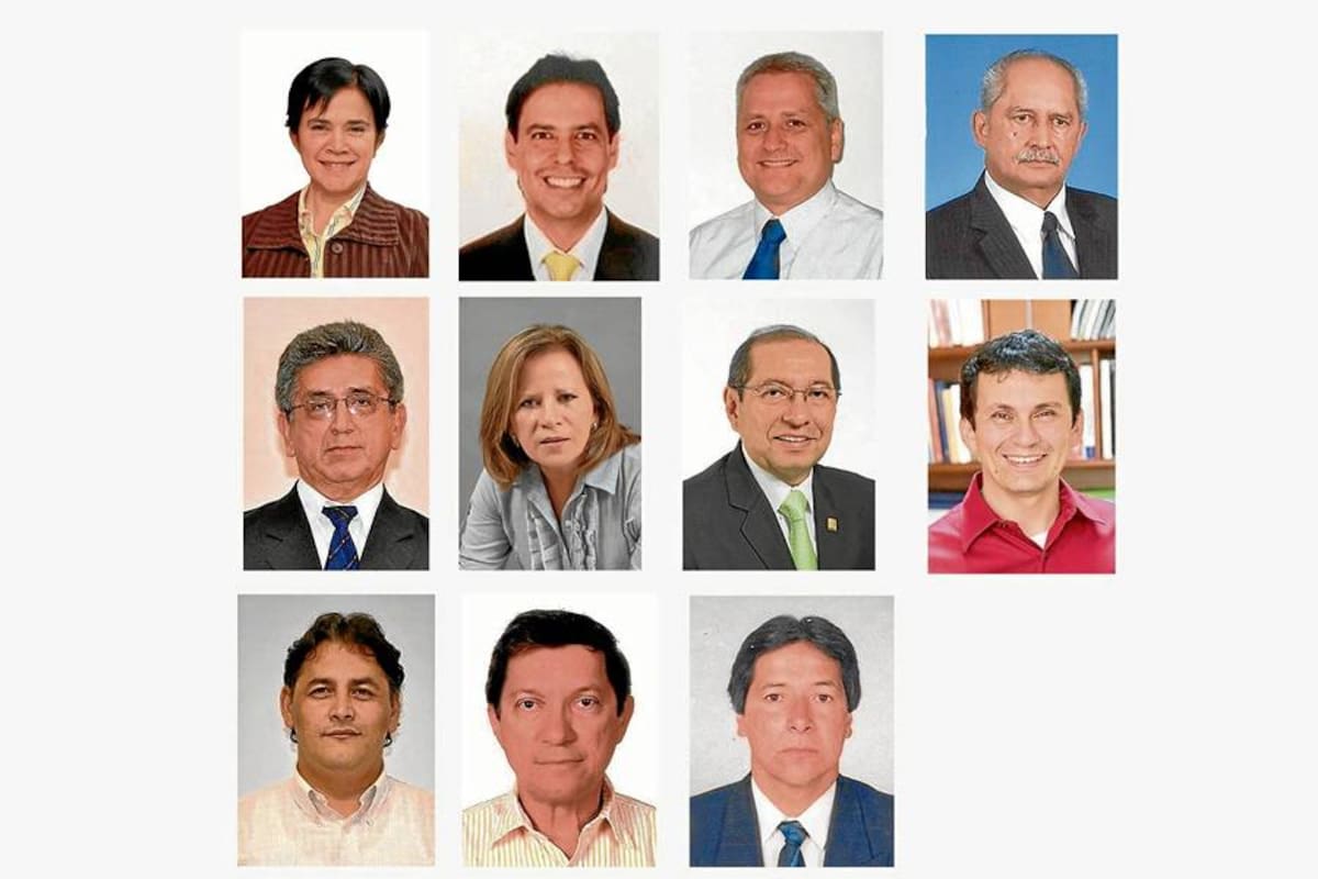 Martha Vitalia Corredor Montagut, Carlos Enrique Vecino Arenas, Ricardo Aparicio Serrano, Luis Francisco García Russi, Ancízar Flórez Londoño, Esperanza Vera Arias, Germán Augusto Figueroa Galvis, Cristian Blanco Tirado, Germán Moreno Arenas, Álvaro Ramírez García, Héctor Alirio Méndez Sánchez. (Foto: / VANGUARDIA LIBERAL)