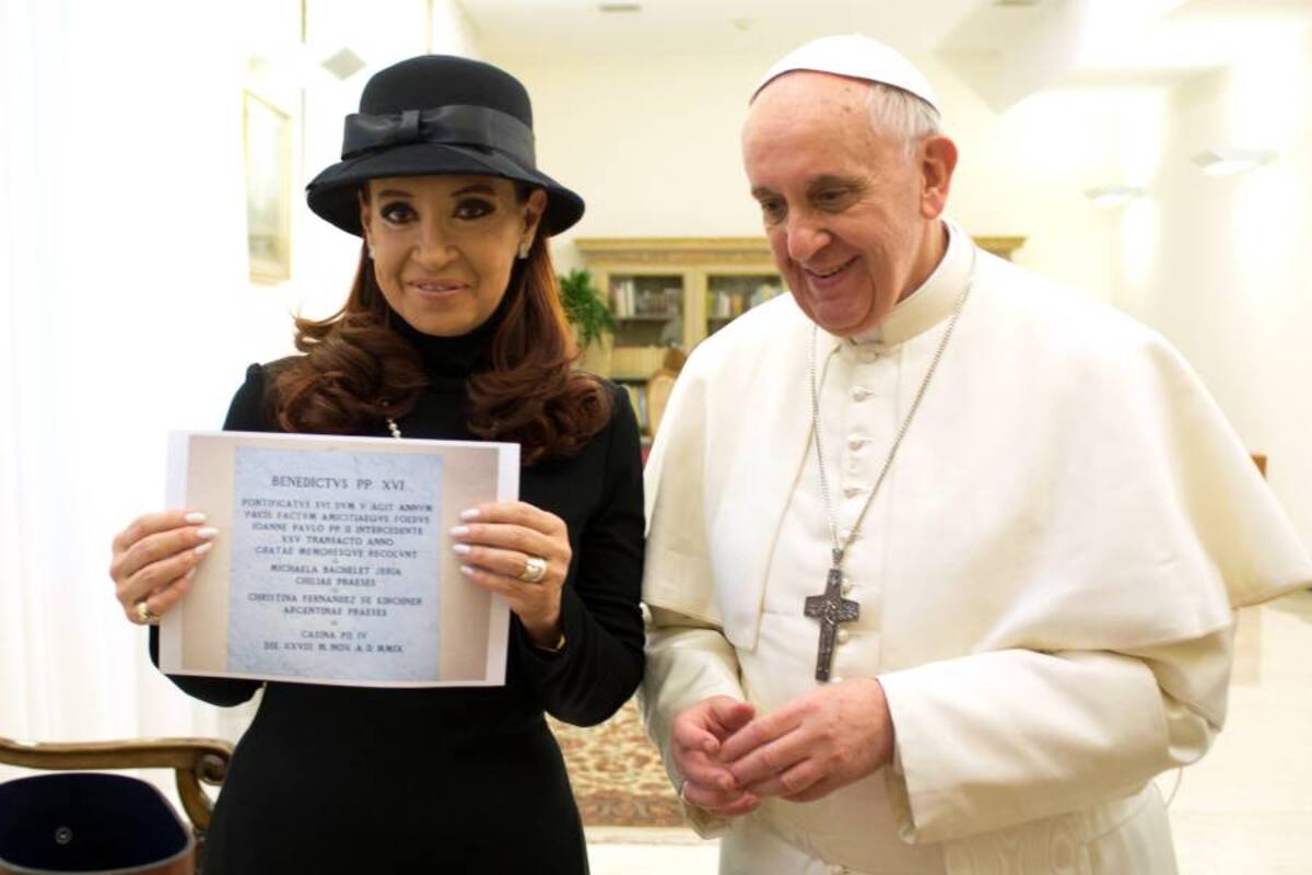El papa recibe hoy en su primera audiencia a la presidenta de Argentina (Foto: Afp / VANGUARDIA LIBERAL)