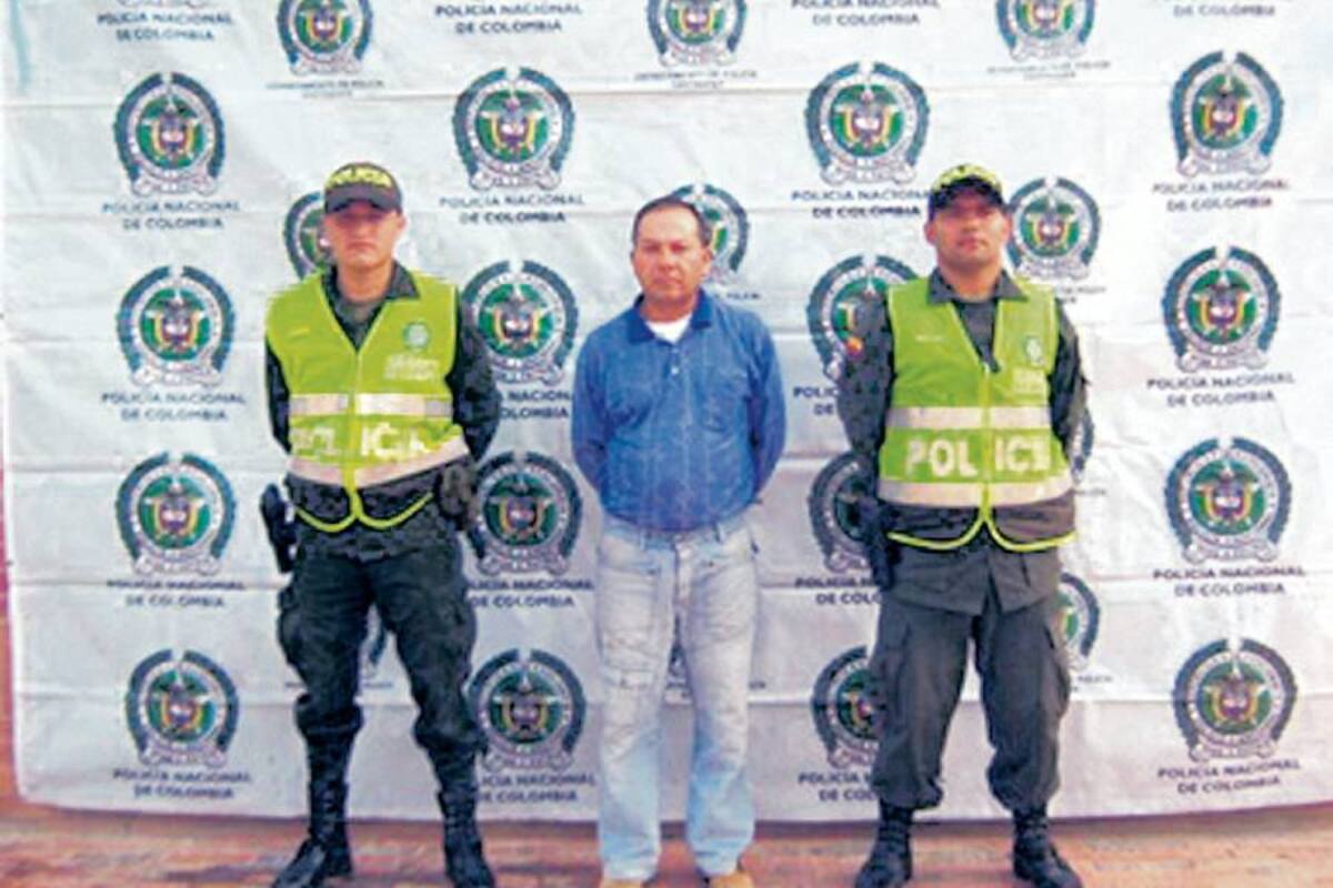 En varios operativos realizados por las autoridades fueron capturadas cinco personas, tres tenían orden judicial. (Foto: Suministrada/VANGUARDIA LIBERAL)