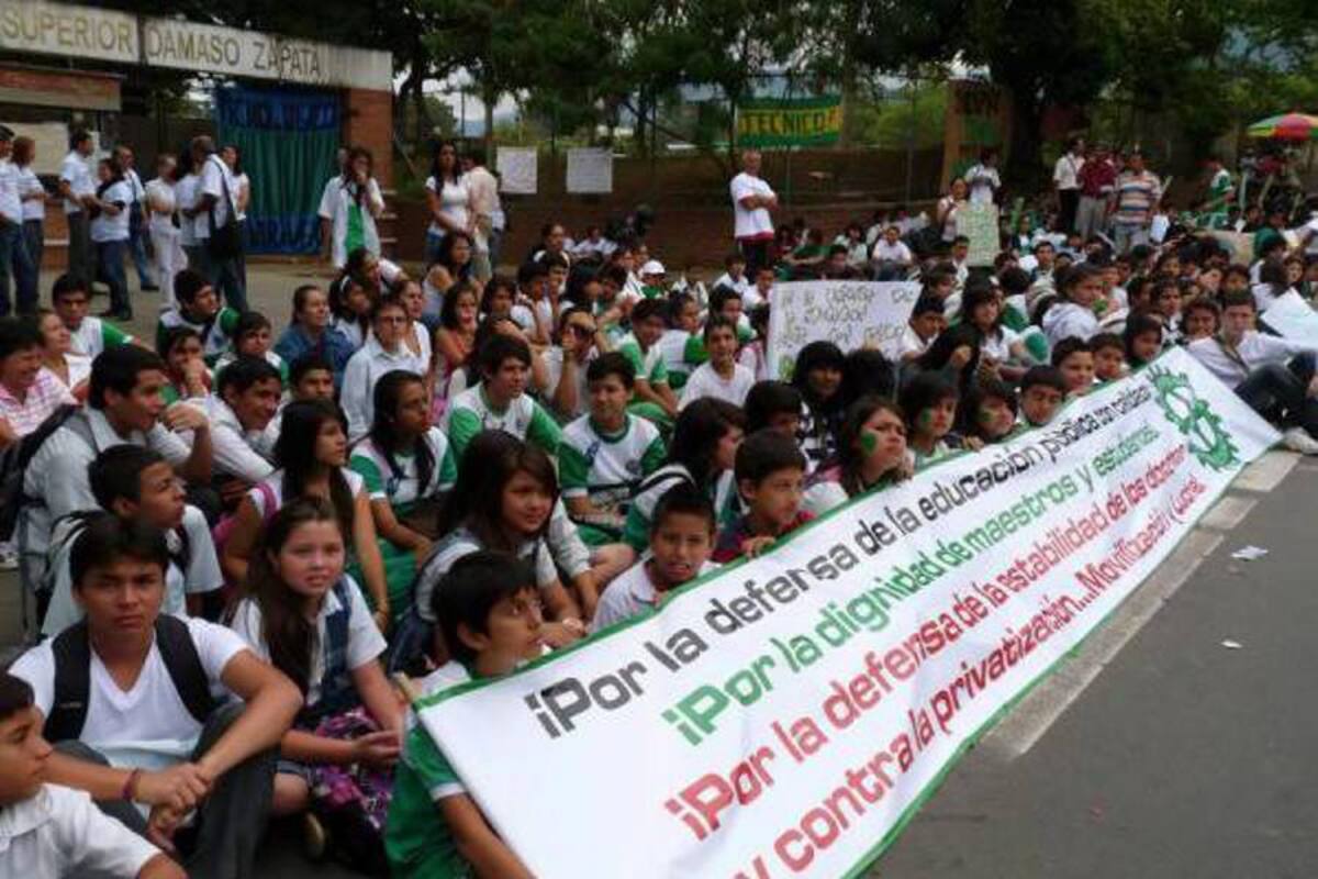Un plantón por la educación protagonizaron estudiantes del Tecnológico (Foto: Archivo/ VANGUARDIA LIBERAL)