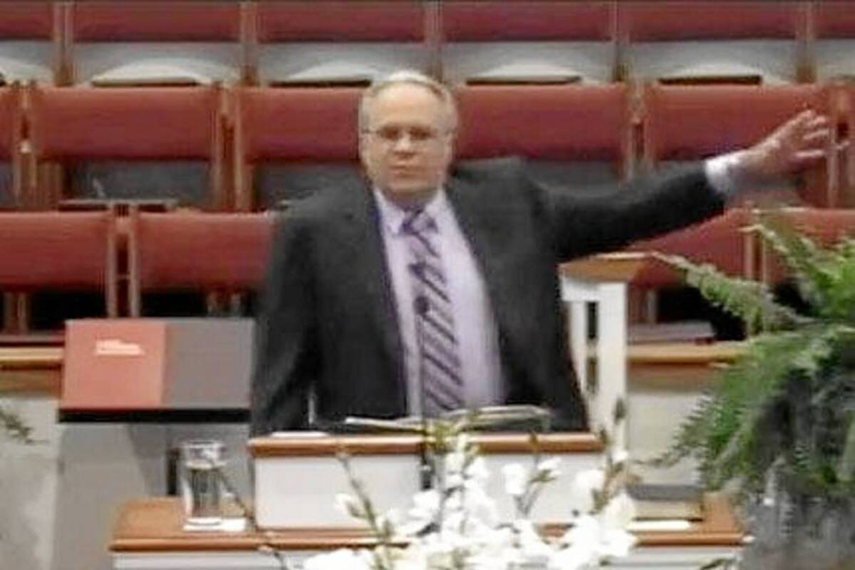 Charles Worley, pastor en Estados Unidos pidió que se encerraran a los homosexuales en un cerco eléctrico (Foto: TOMADA DE INTERNET )
