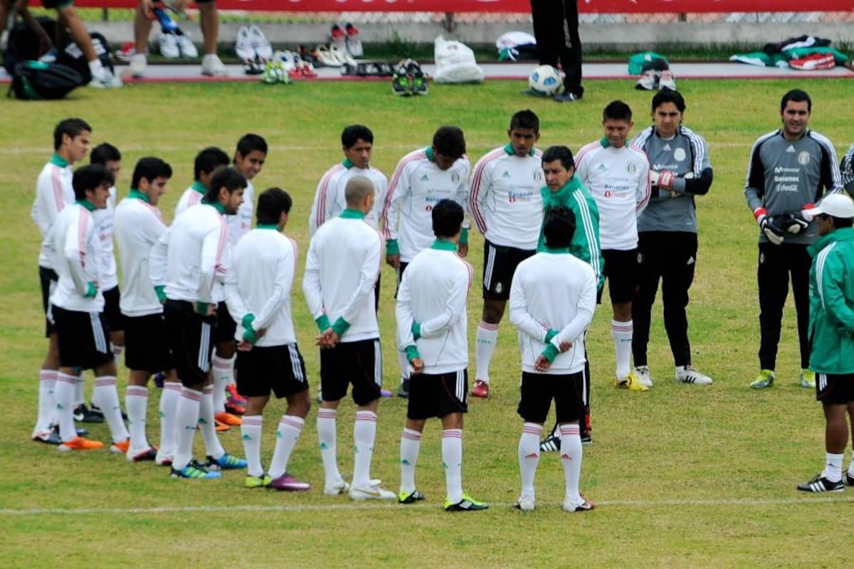 Jugaodres de la selcción mexicana durante un entrenamiento en las instalaciones de la "Casa de la Selección", en Quito (Ecuador). (Foto: Efe)