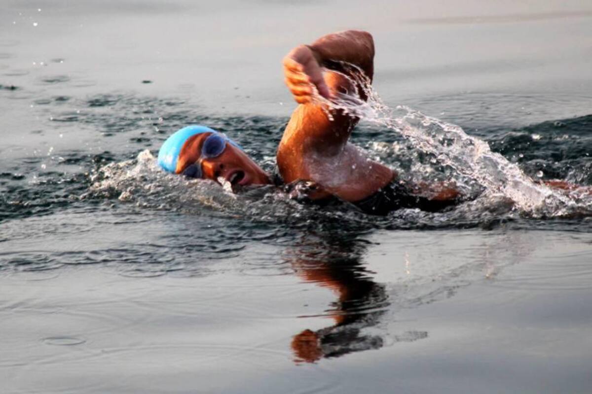 La nadadora estadounidense de 61 años Diana Nyad, que quería cruzar de Cuba a EEUU desiste de su intento (Foto: Efe / VANGUARDIA LIBERAL)