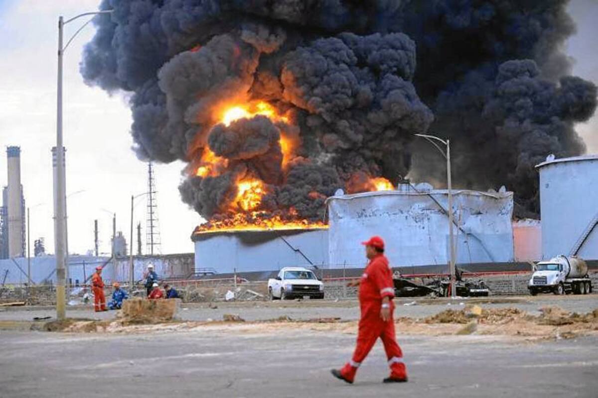 Gobierno espera sofocar incendio en refinería venezolana en "próximas horas" (Foto: Tomado de Internet/ VANGUARDIA LIBERAL)