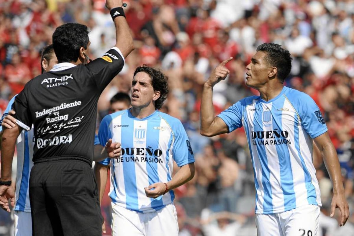 Teófilo Gutiérrez marcó y se fue expulsado en el clásico de Avellaneda (Foto: AFP/VANGUARDIA LIBERAL)