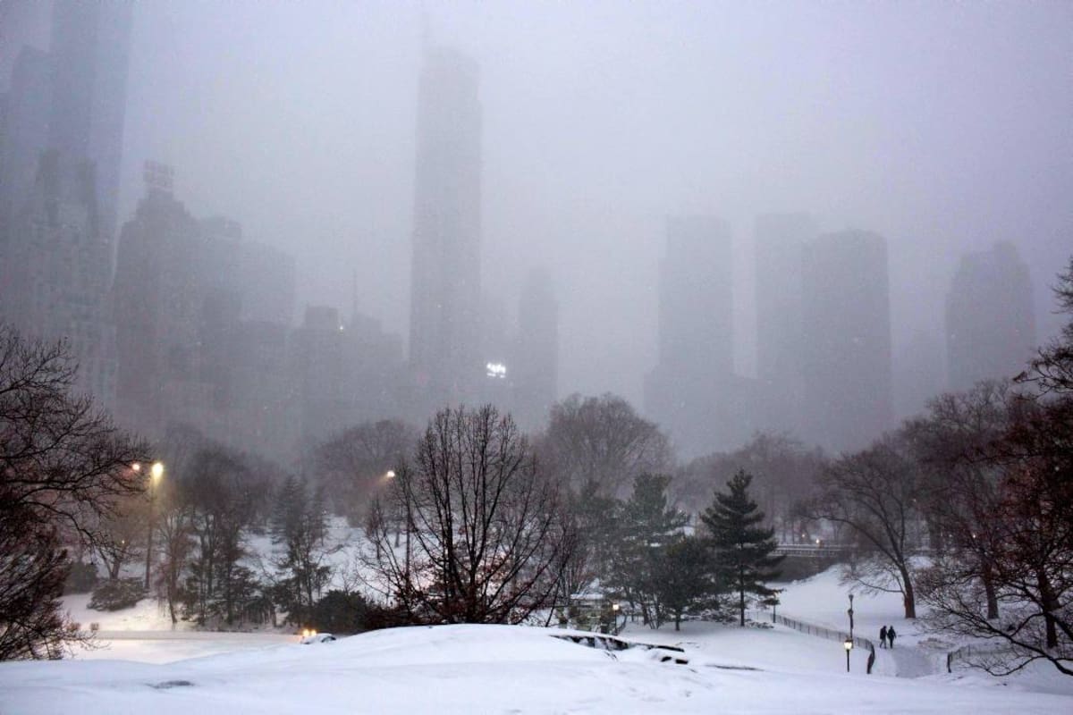 El termómetro marca -1ºC en Nueva York y las escuelas, aeropuertos y comercios están cerrados. (Foto: AFP/VANGUARDIA LIBERAL)