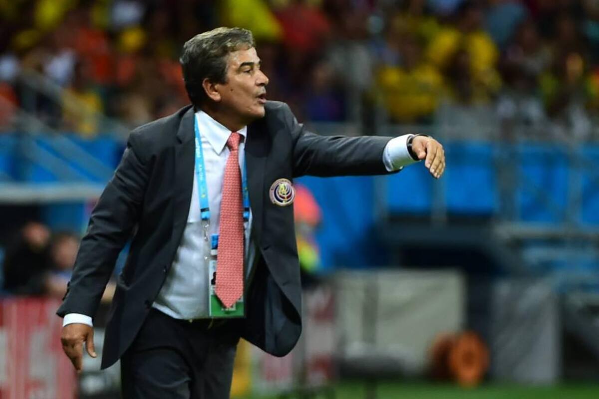 Familiares de Jorge Luis Pinto se reunieron en Bucaramanga para apoyarlo (Foto: AFP/VANGUARDIA LIBERAL)