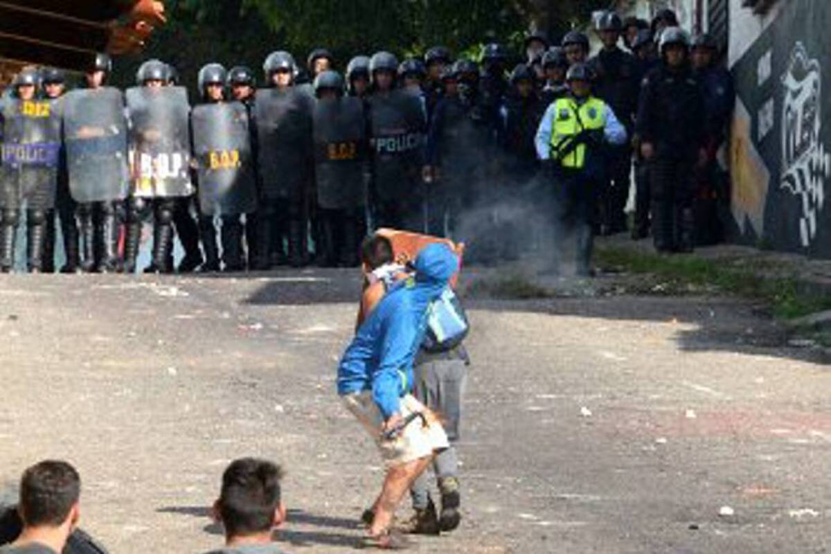 Líderes opositores reiteran el llamado a protestar este miércoles este miércoles por la suspensión del referendo revocatorio (Foto: AFP/VANGURADIA LIBERAL)