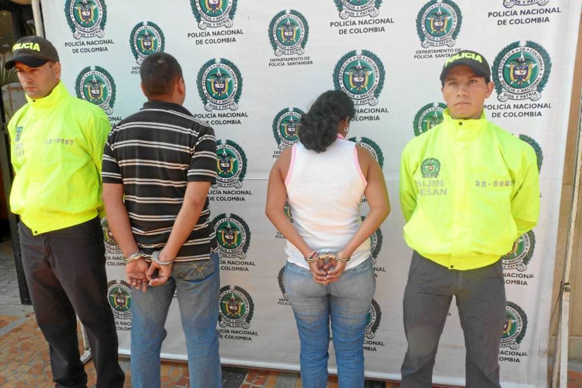 Capturados tres integrantes de ‘Los Rastrojos’ en el Magdalena Medio (Foto: Suministrada Policía de Santander/ VANGUARDIA LIBERAL)