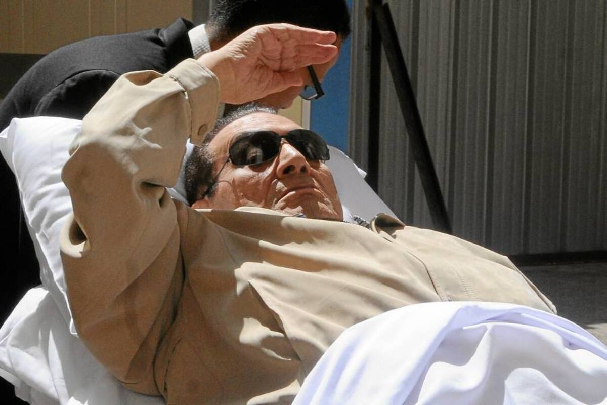 Mubarak sufre una crisis cardiaca a su llegada a la prisión de Tora (Foto: ARCHIVO/VANGUARDIA.COM)