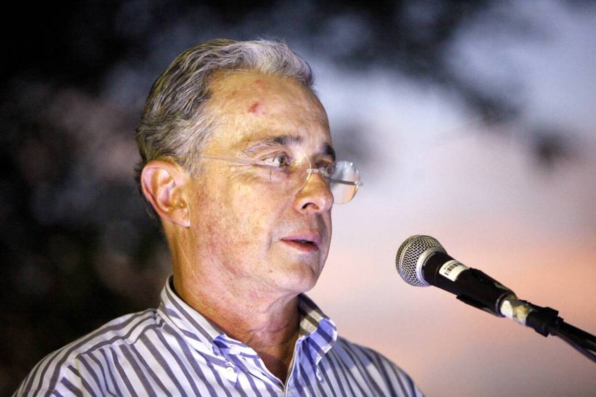 Expresidente Uribe rechaza acusaciones de Maduro por muerte de diputado Serra (Foto: Archivo/VANGUARDIA LIBERAL)