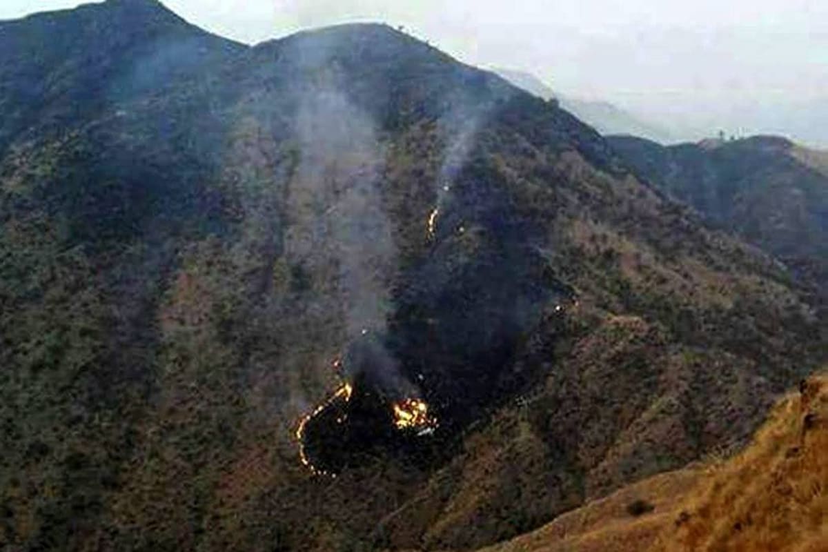 Recuperan 36 cadáveres del avión siniestrado en Pakistán con 48 personas (Foto: EFE /VANGUARDIA LIBERAL)