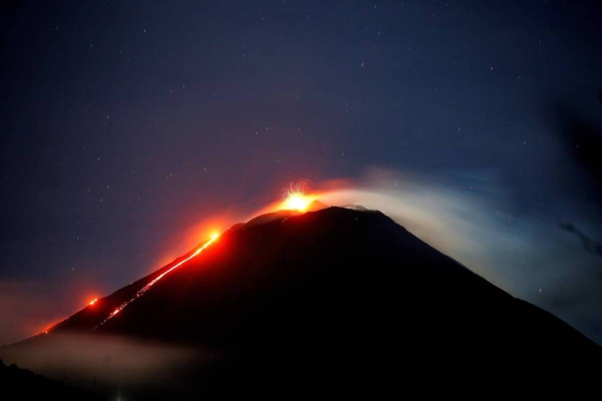 Volcán de Fuego en Guatemala registra descensos de lahares (Foto: EFE /VANGUARDIA LIBERAL)