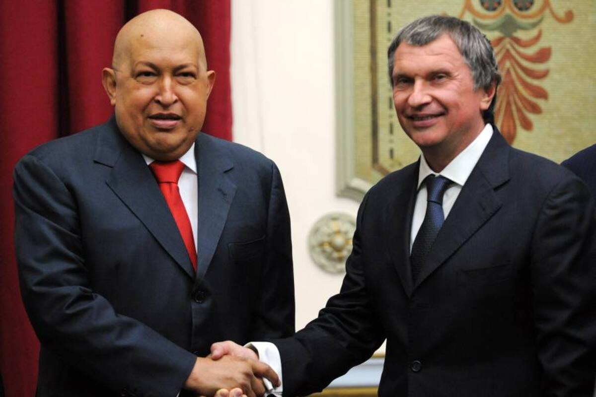 Presidente de Venezuela, Hugo Chávez y el vicepresidente de Rusia, Igor Sechin (Foto: Afp/VANGUARDIA LIBERAL)