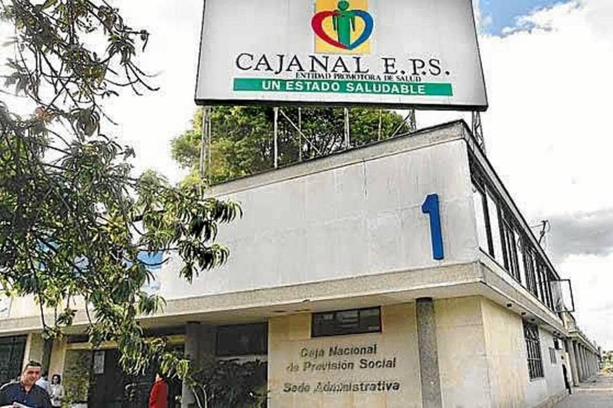 Pliego de cargos a directivos de cajanal por permitir dobles pagos a la entidad (Foto: Archivo/VANGURDIA LIBERAL)