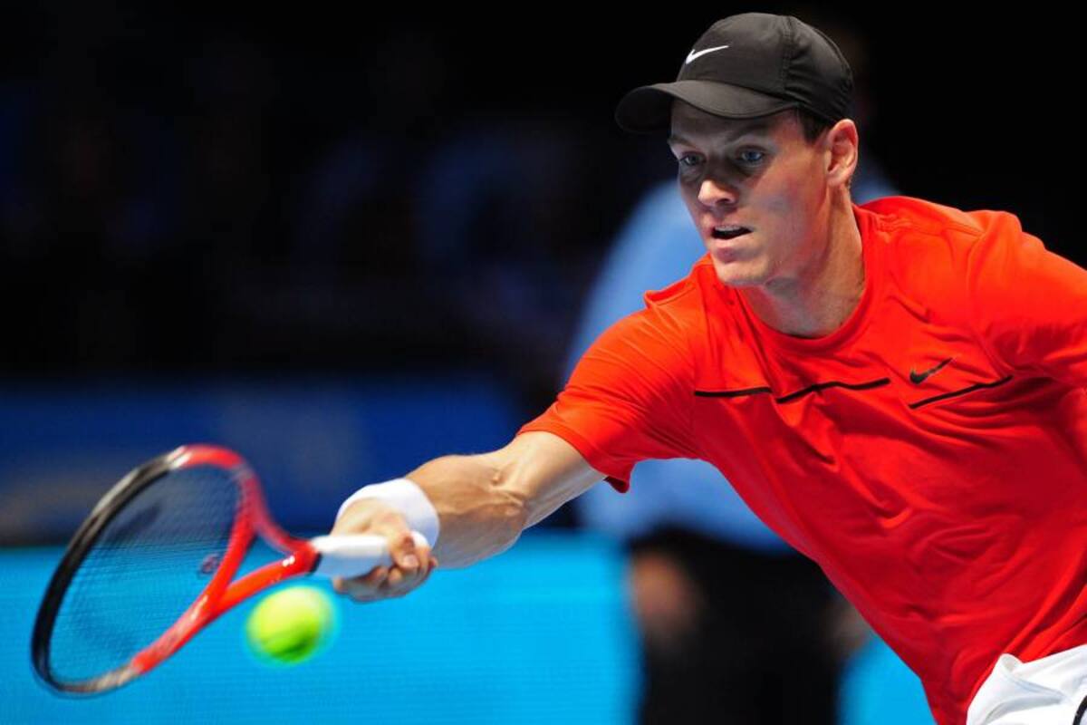 El checo Tomas Berdych, séptimo tenista del mundo, se impuso hoy en la Copa de Maestros que se juega en Londres al serbio Janko Tipsarevic, noveno del ránking, por 2-6, 6-3 y 7-6 (8-6), en dos horas y 26 minutos. (Foto: Afp/VanguardiaLiberal)