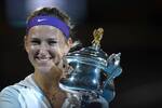 Azarenka retiene el título en Australia al vencer a la china Li Na