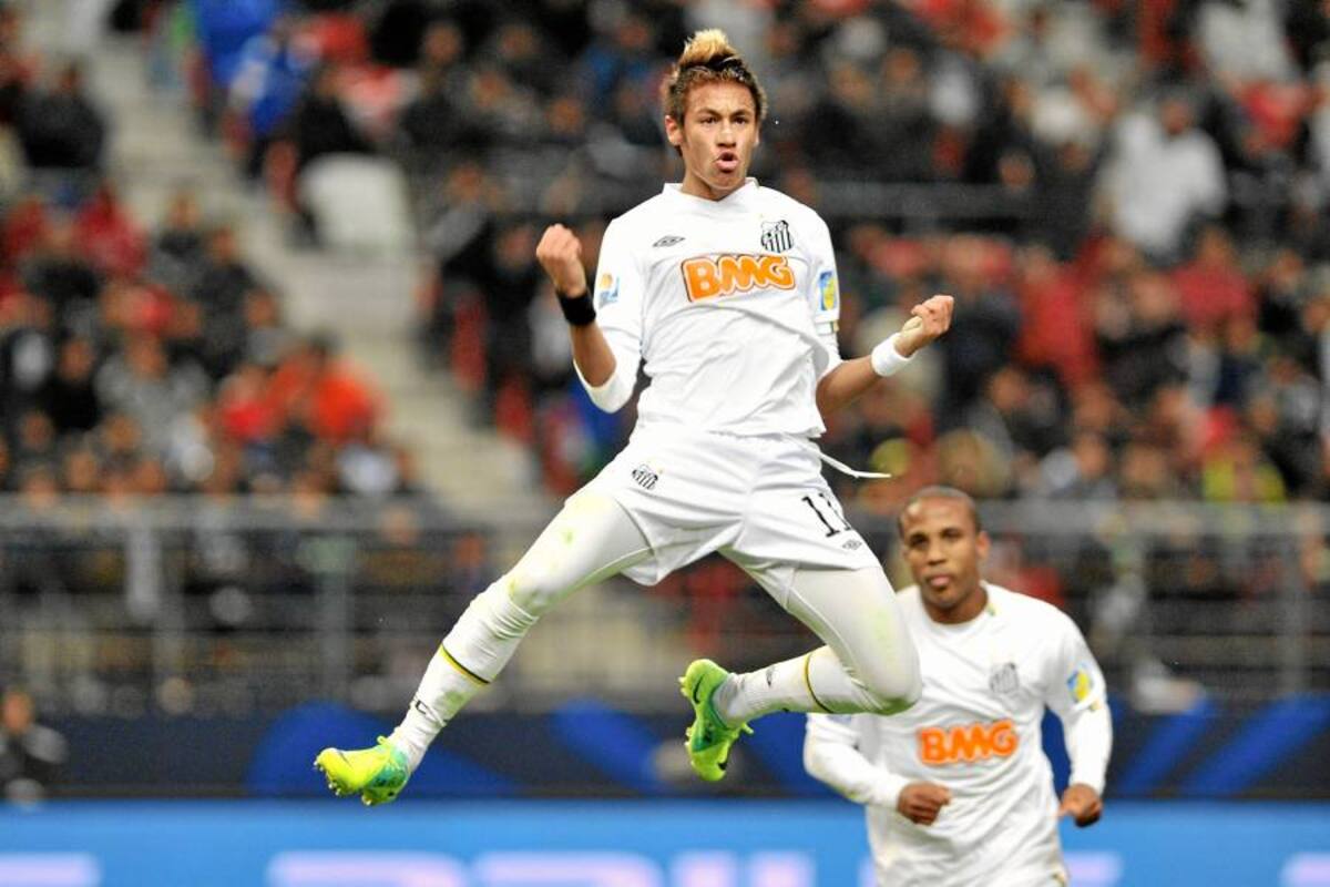 Neymar y Eduardo Vargas luchan por la corona del fútbol americano (Foto: Afp/VanguardiaLiberal)
