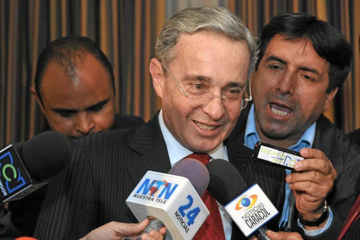El expresidente Álvaro Uribe Vélez y algunos congresistas opinaron sobre el caso de Vivianne Morales. (Foto: Archivo / VANGUARDIA LIBERAL)