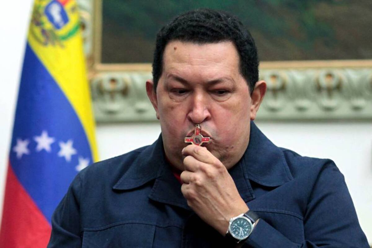 Chávez analiza imágenes de satélite y da órdenes 2 meses después de operación (Foto: Tomada de Internet/ VANGUARDIA LIBERAL)