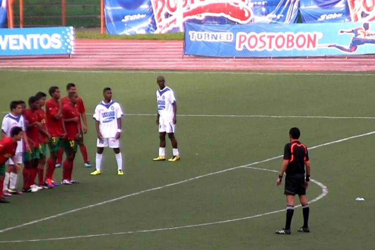 El Real Santander empató 0 - 0 con Barranquilla en el partido de la segunda fase del Torneo Postobón. (Foto: Laura Rojas/VANGUARDIA LIBERAL)