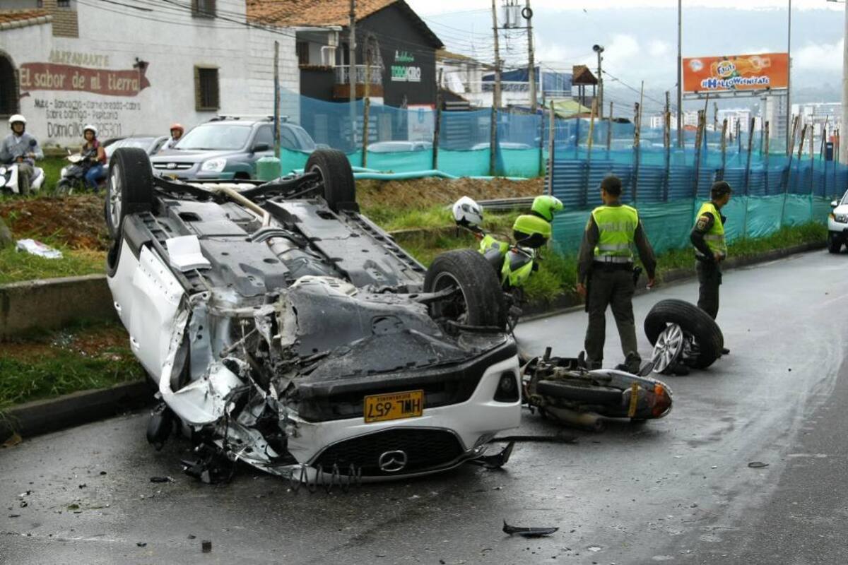 Accidente de tránsito en la autopista a Floridablanca dejó un herido (Foto: César Flórez León / VANGUARDIA LIBERAL)