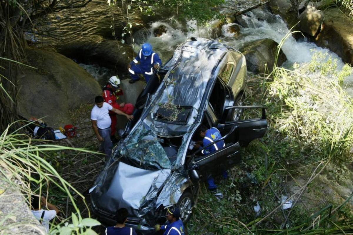 Un muerto y dos heridos dejó accidente de tránsito en la vía a Pescadero (Foto: César Flórez / VANGUARDIA LIBERAL)