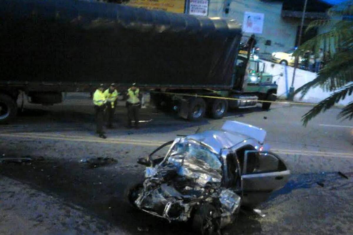 Seis personas murieron en accidente de tránsito en Piedecuesta (Foto: SUMINISTRADA CARLOS APONTE /VANGUARDIA LIBERAL)