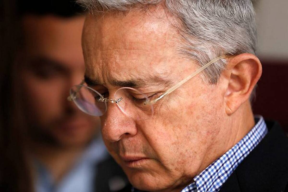 Uribe prometió que el Centro Democrático "no propondrá revocar acuerdos con las Farc" (Foto: Colprensa /VANGUARDIA LIBERAL)