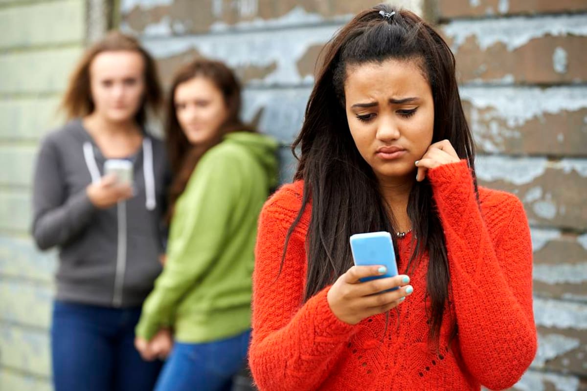 El acoso escolar no solo afecta el bienestar emocional de los estudiantes, sino que también impacta su rendimiento académico y su desarrollo social, limitando su futuro y el del país. Foto archivo/VANGUARDIA